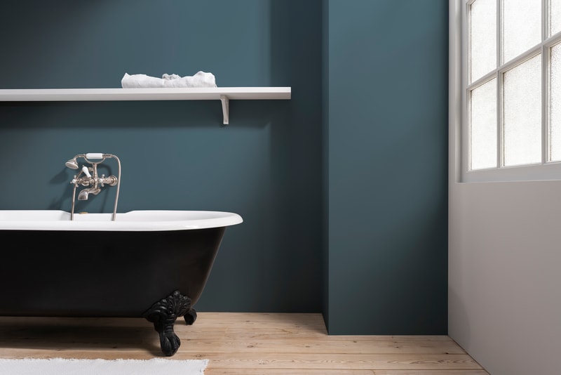 Dulux Pearlglo Solvent Based Tinted