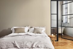 Sơn nước nội thất Maxilite Hi-Cover từ Dulux