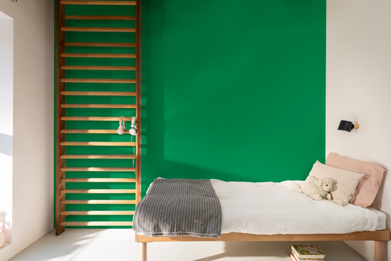 Dulux Gloss Enamel Tinted
