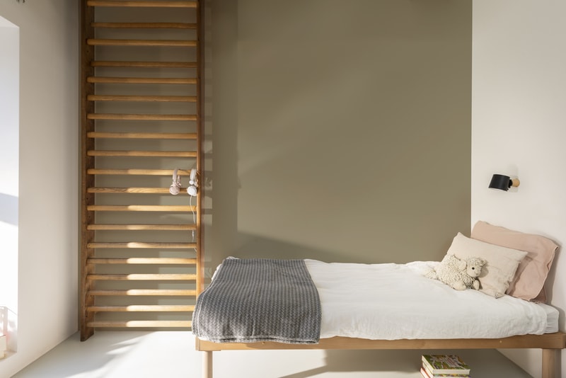 Dulux Rapidry Satin Matt