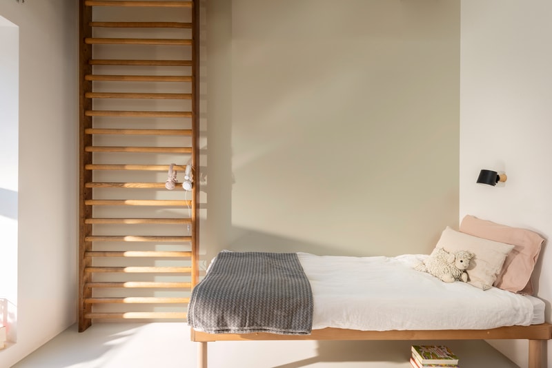 Dulux Rapidry Satin Matt