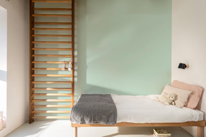 Sơn nước nội thất Maxilite Total từ Dulux Bề Mặt Mờ