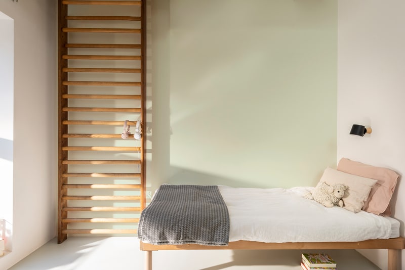 Sơn nước nội thất Maxilite Total từ Dulux Bề Mặt Mờ