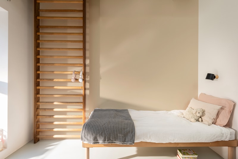 Dulux Rapidry Satin Matt