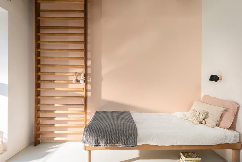 得利全效合一竹炭乳膠漆