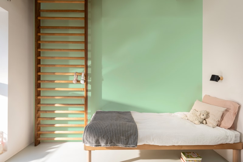 Sơn nước nội thất Maxilite Hi-Cover từ Dulux