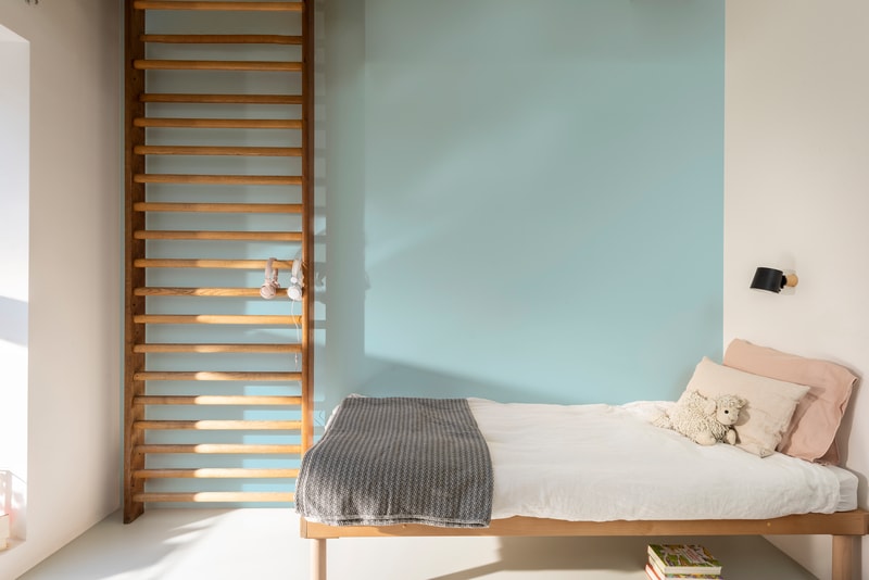 Sơn nước nội thất Maxilite Hi-Cover từ Dulux