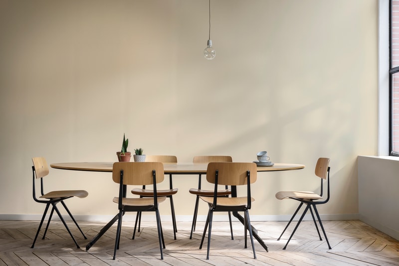Sơn nước nội thất Maxilite Total từ Dulux Bề Mặt Mờ