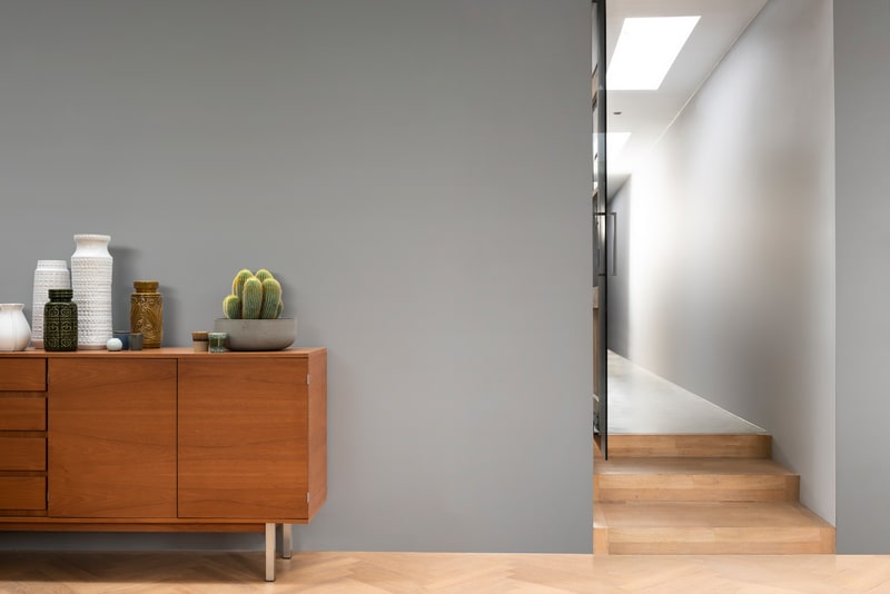 Dulux Trade Vinyl Soft Sheen