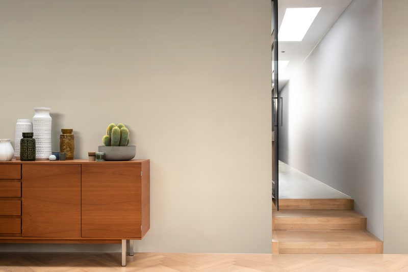 Dulux Trade Vinyl Soft Sheen