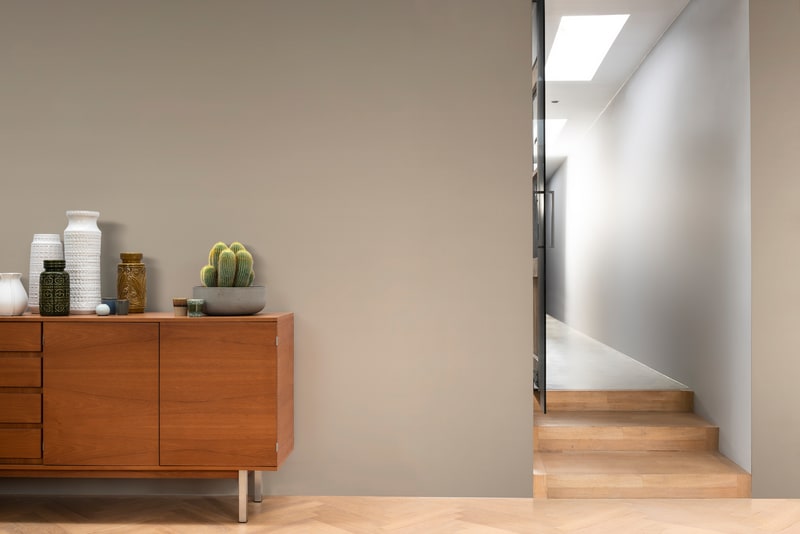 Dulux Trade Vinyl Soft Sheen