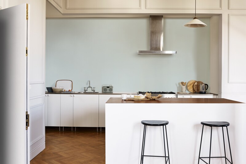 Sơn nước nội thất Maxilite Total từ Dulux Bề Mặt Mờ