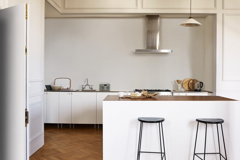 Sơn nước nội thất Maxilite Hi-Cover từ Dulux