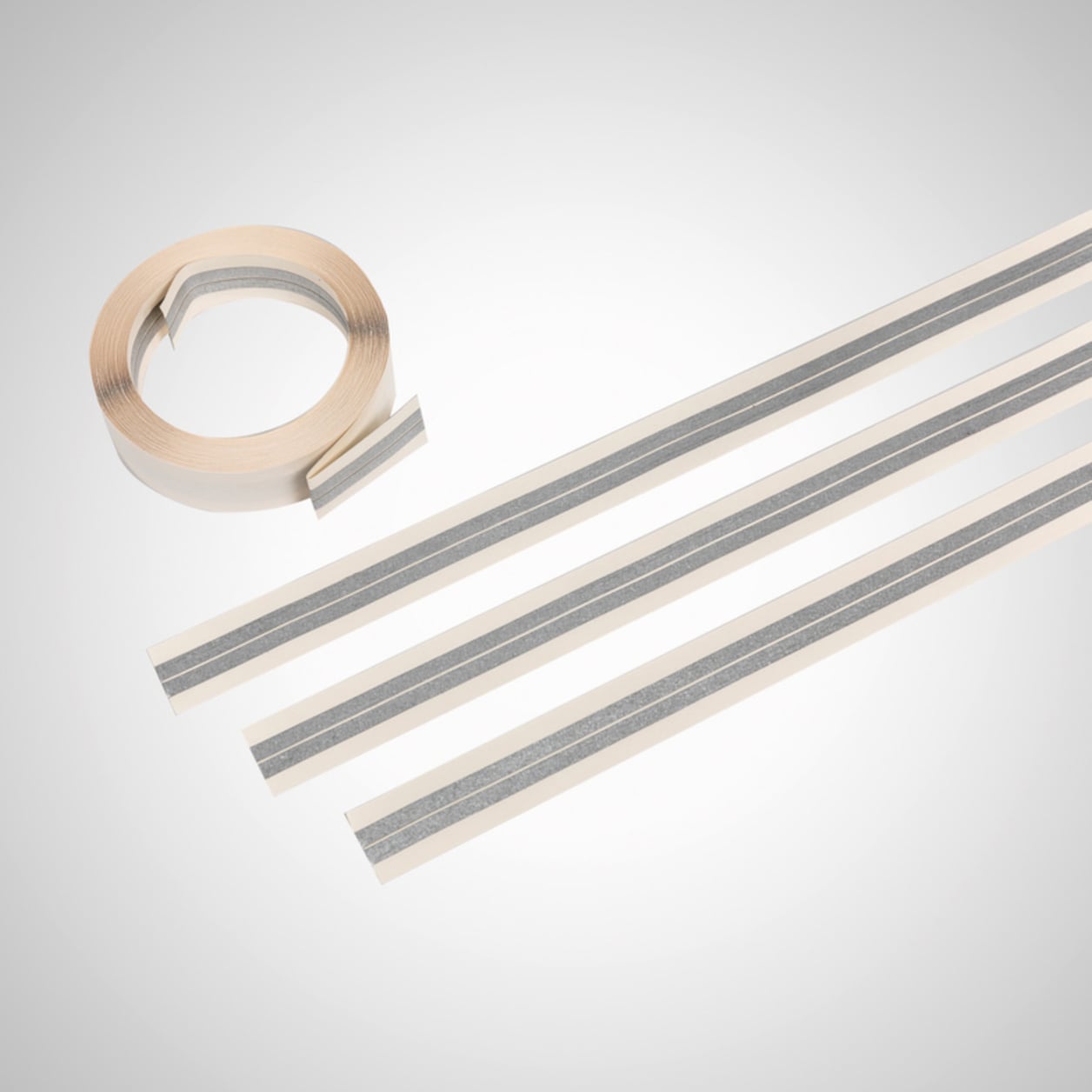 https://msp.images.akzonobel.com/prd/dh/echyol/packshots/b8/98/60/1a/korff_superwand_ds_kantenschutz_90.png