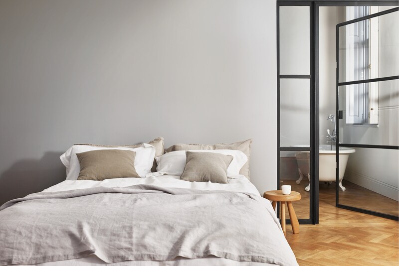 Sơn nước nội thất Maxilite Total từ Dulux Bề Mặt Mờ