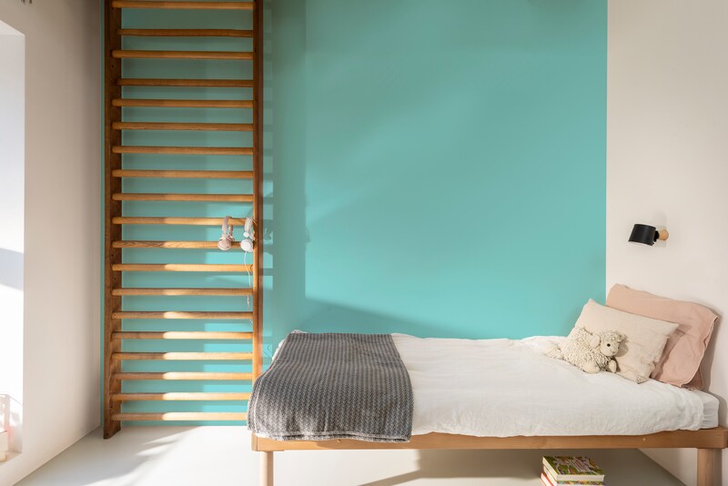 Sơn nước nội thất Maxilite Total từ Dulux Bề Mặt Mờ