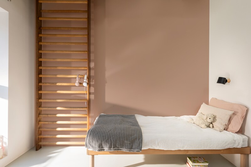 Dulux Ambiance Velvet Touch Pearl Glo