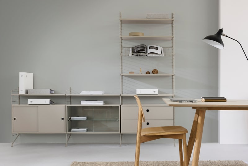 Bureau professionnel gris clair RAL 7035 - Ambiance de travail moderne